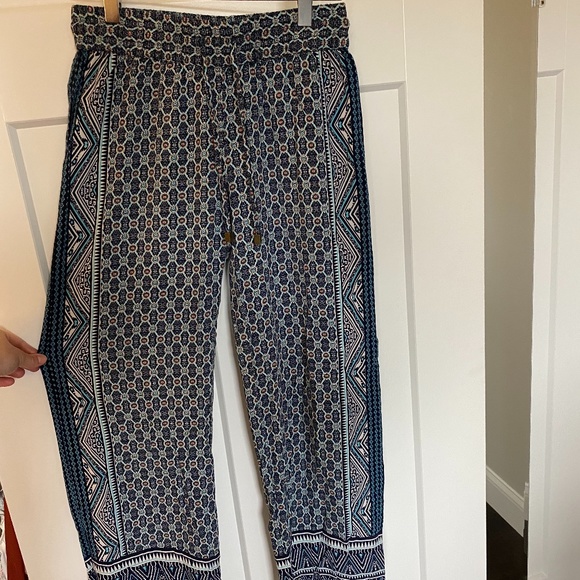 Fun and flowy summer pants - Picture 4 of 5